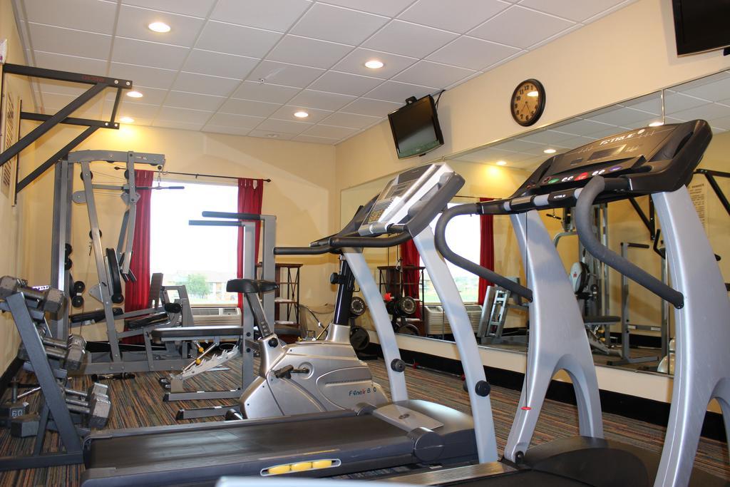 Comfort Inn & Suites Елк Сити Екстериор снимка