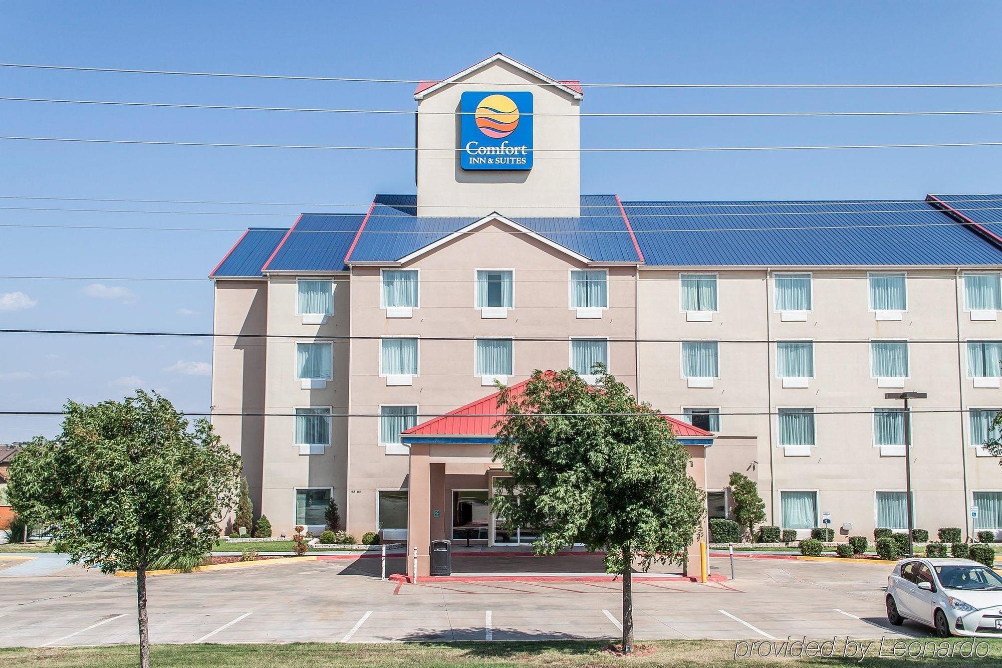 Comfort Inn & Suites Елк Сити Екстериор снимка