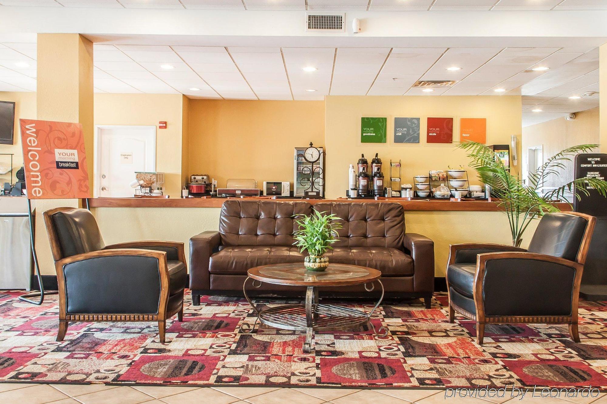 Comfort Inn & Suites Елк Сити Екстериор снимка