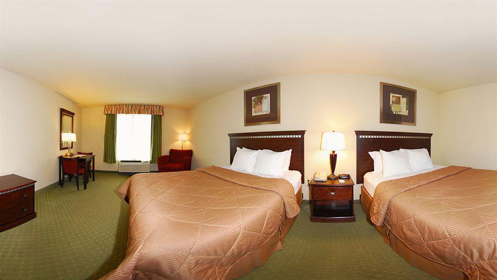 Comfort Inn & Suites Елк Сити Екстериор снимка